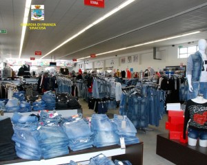 controlli-finanza-negozi-cinesi-augusta