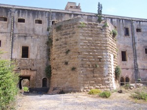 Torre Bugnata (cortile interno del Castello Svevo)