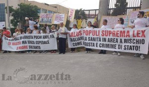 marcia-per-lospedale-muscatello-con-padre-palmiro-prisutto-2