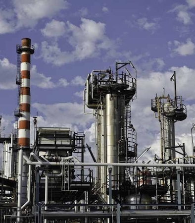 Impianto Versalis Eni nel polo petrolchimico di Priolo