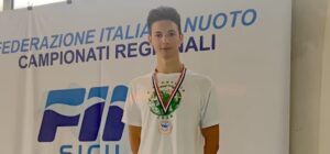Nuoto, talento augustano porta a casa 3 medaglie dai campionati regionali di Paternò
